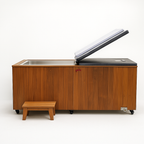 Aurora Nordic Cedar Plunge